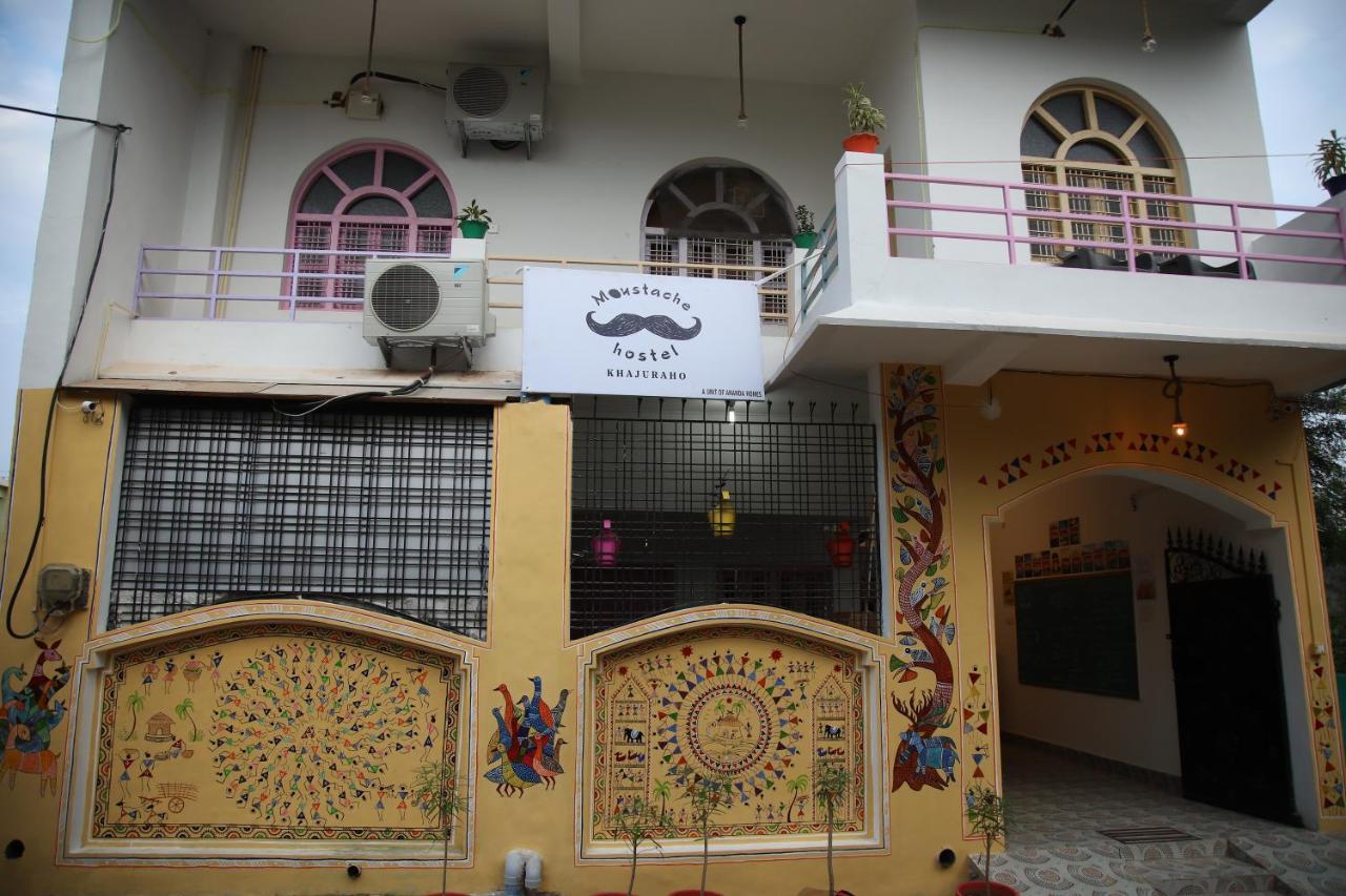 Hostel Moustache Khajurāho Exterior foto
