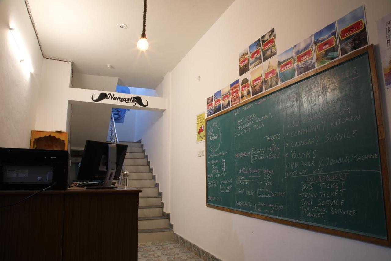 Hostel Moustache Khajurāho Exterior foto